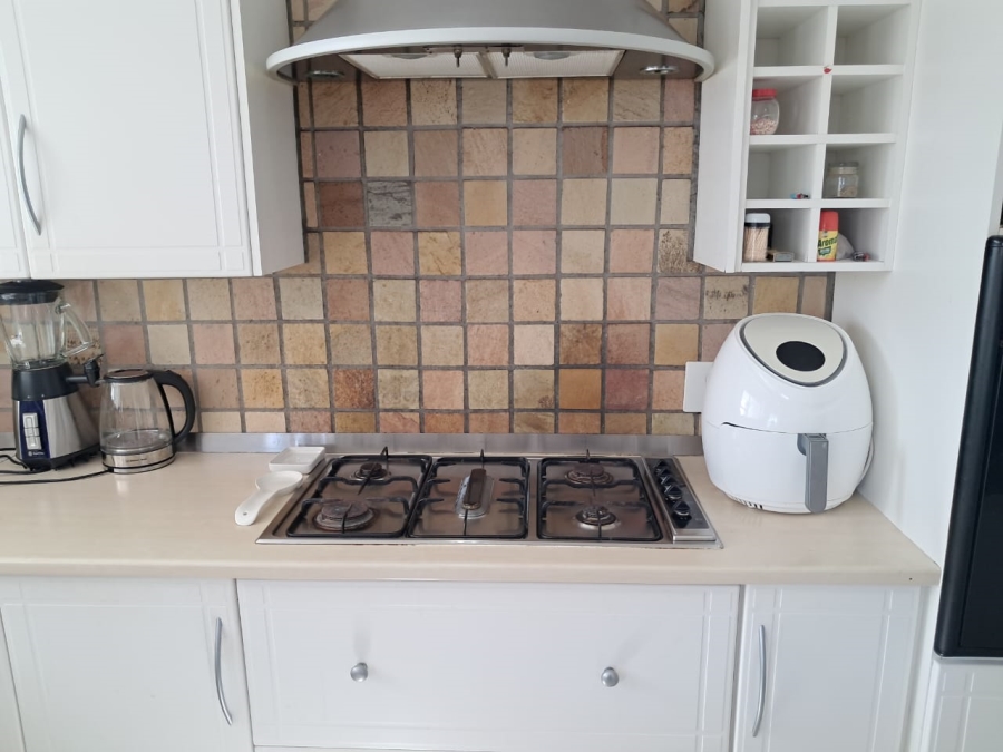 4 Bedroom Property for Sale in Bergsig Western Cape